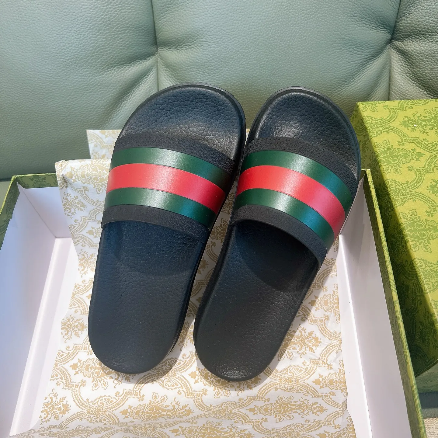 Men's Men's Shoes 130🐮🐮Gucci Gucci Slippers Gucci 2024 latest beach sandals slippers Original molding double G LOGO Original molding consistent Outsole: Men's Men's Shoes u double-layer outsole Size: 35-46